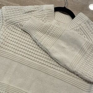 Universal Thread Sweater Womens M Cream Ivory Fisherman Cottage Oversized Chunky